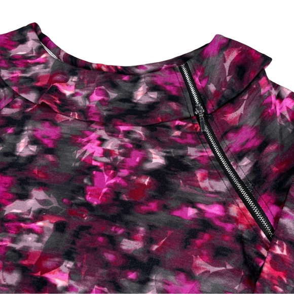 Rafaella size large pinks & black design top with cowl neck & zip neck detail - Picture 3 of 11
